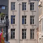 Centre